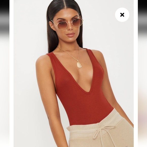 Pretty Little Thing Bodysuit - Picture 5 of 16